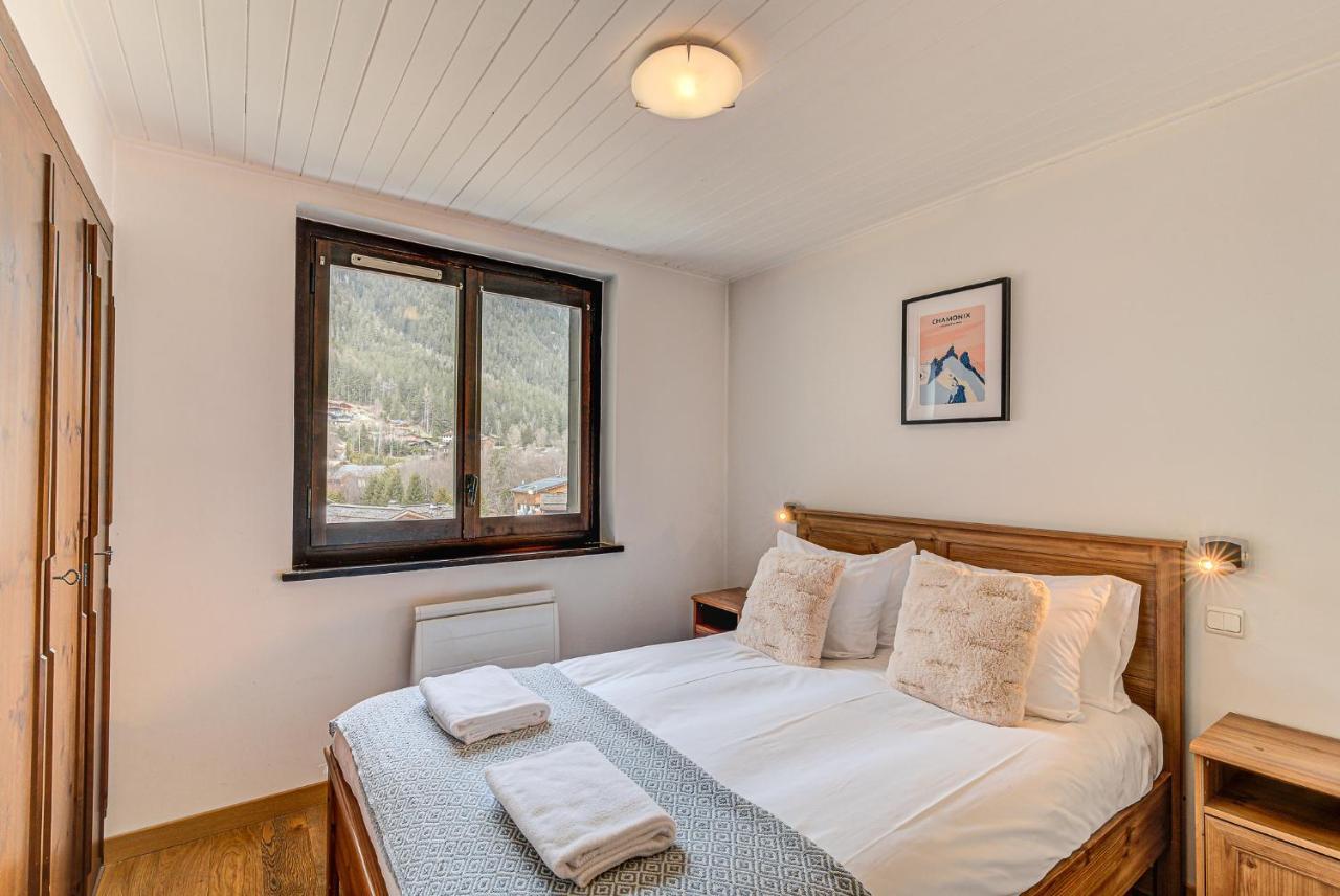 Apartment Les Drus - Alpes Travel - Chamonix - Sleeps 6 Exterior foto